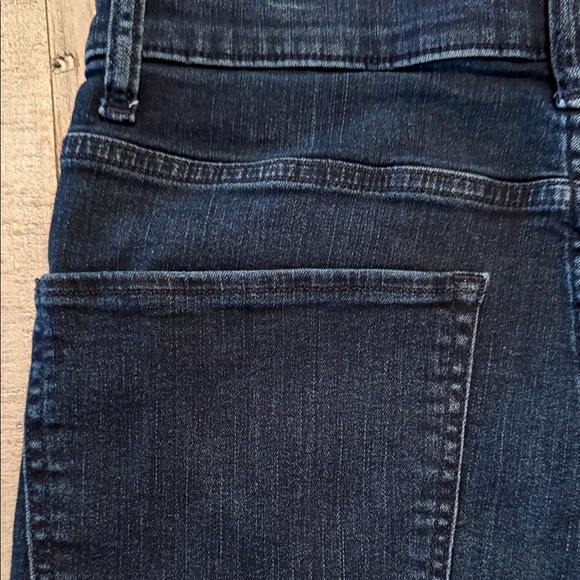 Express Dark Blue Jean Shorts w/ Frayed Hem Sz 10 Coastal Cowboy Beach Vacation - Picture 9 of 10